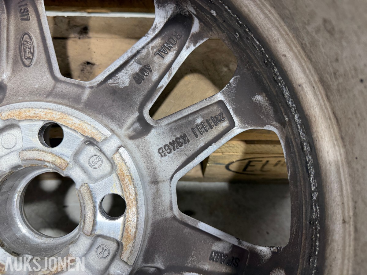 3 STK ford felger 1 STK Alu felg 5x108