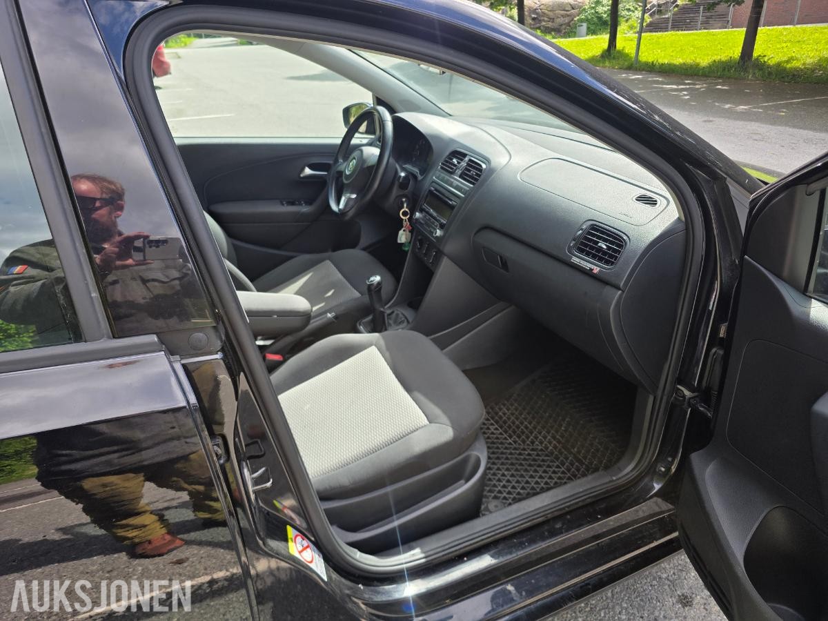 2011 Volkswagen Polo 1.2 bensin 60hk s+v dekk