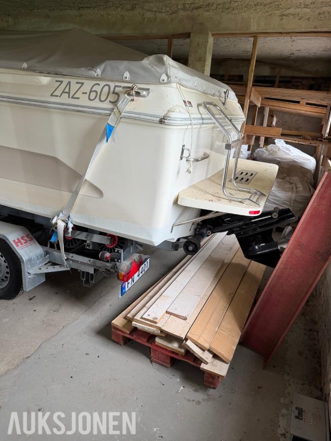 1987 Sea Ray Daycruiser med henger