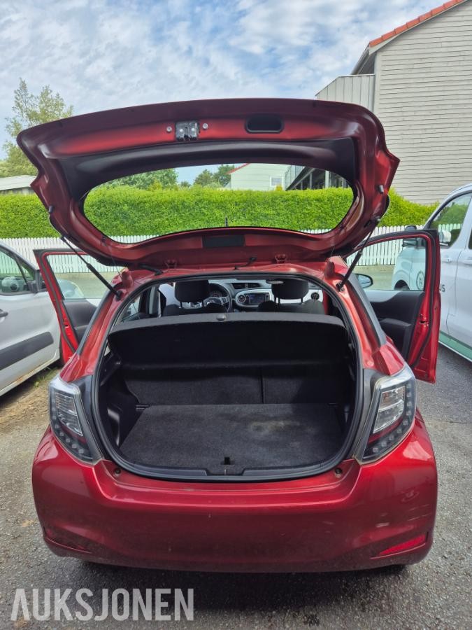 2014 Toyota Yaris 1.5, 84150km, Automat, Ryggekamera, EU OK til 06.2028