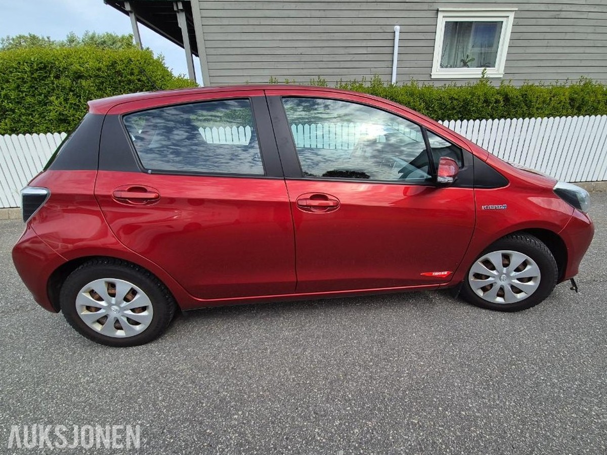2014 Toyota Yaris 1.5, 84150km, Automat, Ryggekamera, EU OK til 06.2028