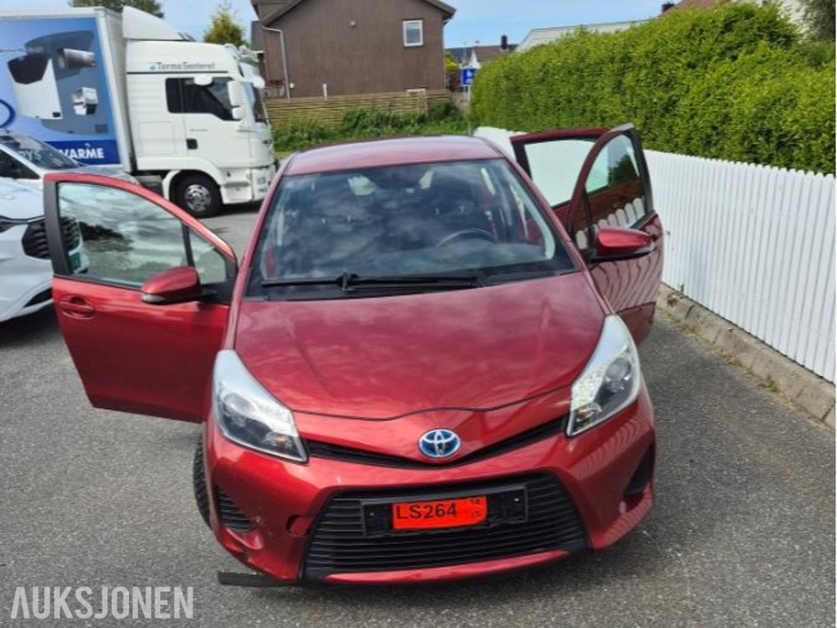 2014 Toyota Yaris 1.5, 84150km, Automat, Ryggekamera, EU OK til 06.2028