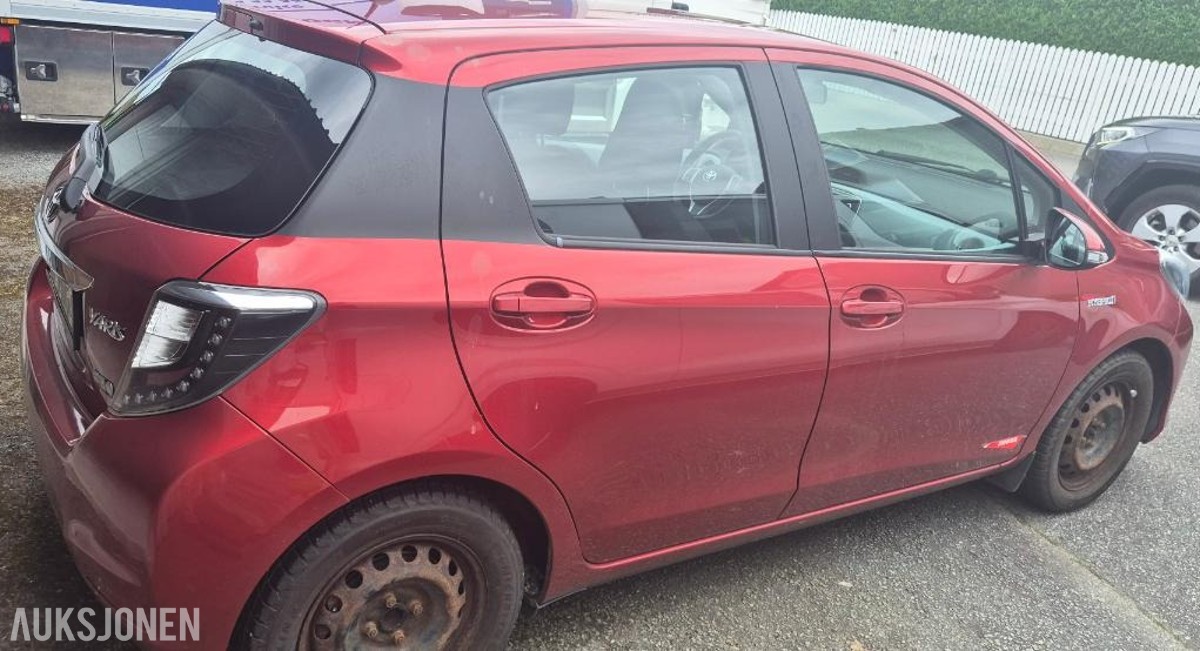 2014 Toyota Yaris 1.5, 84150km, Automat, Ryggekamera, EU OK til 06.2028