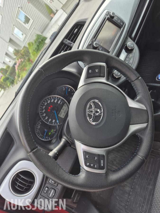 2014 Toyota Yaris 1.5, 84150km, Automat, Ryggekamera, EU OK til 06.2028