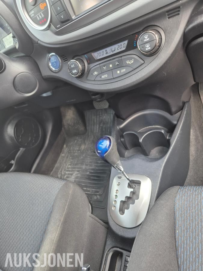 2014 Toyota Yaris 1.5, 84150km, Automat, Ryggekamera, EU OK til 06.2028