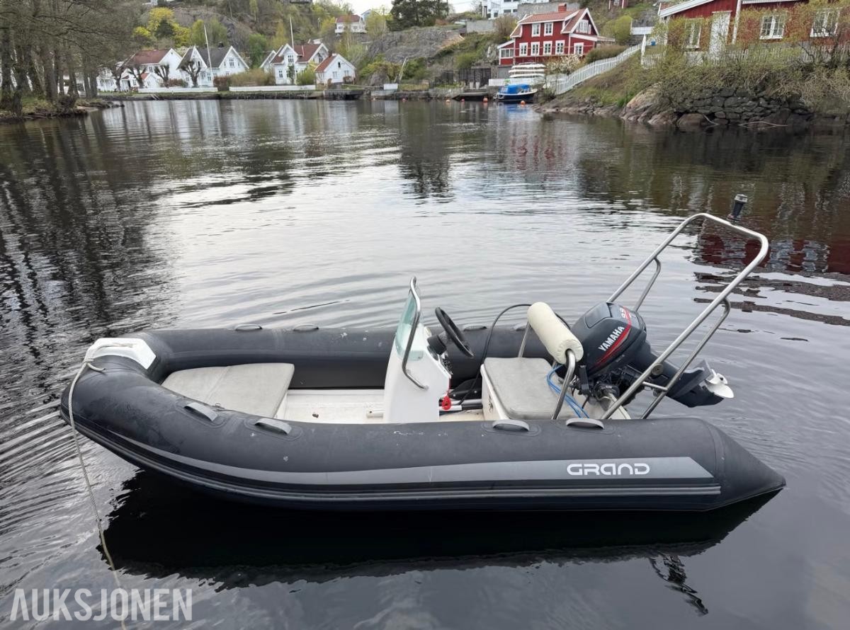 2010 Grand Rib med yamaha motor