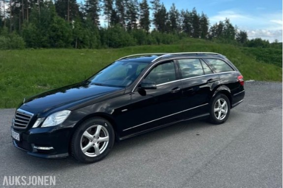 2012 Mercedes-Benz E 200 CDI 2.1 BlueTec 136hk Avantgarde, Automat, Cruisekontroll, hengerfeste