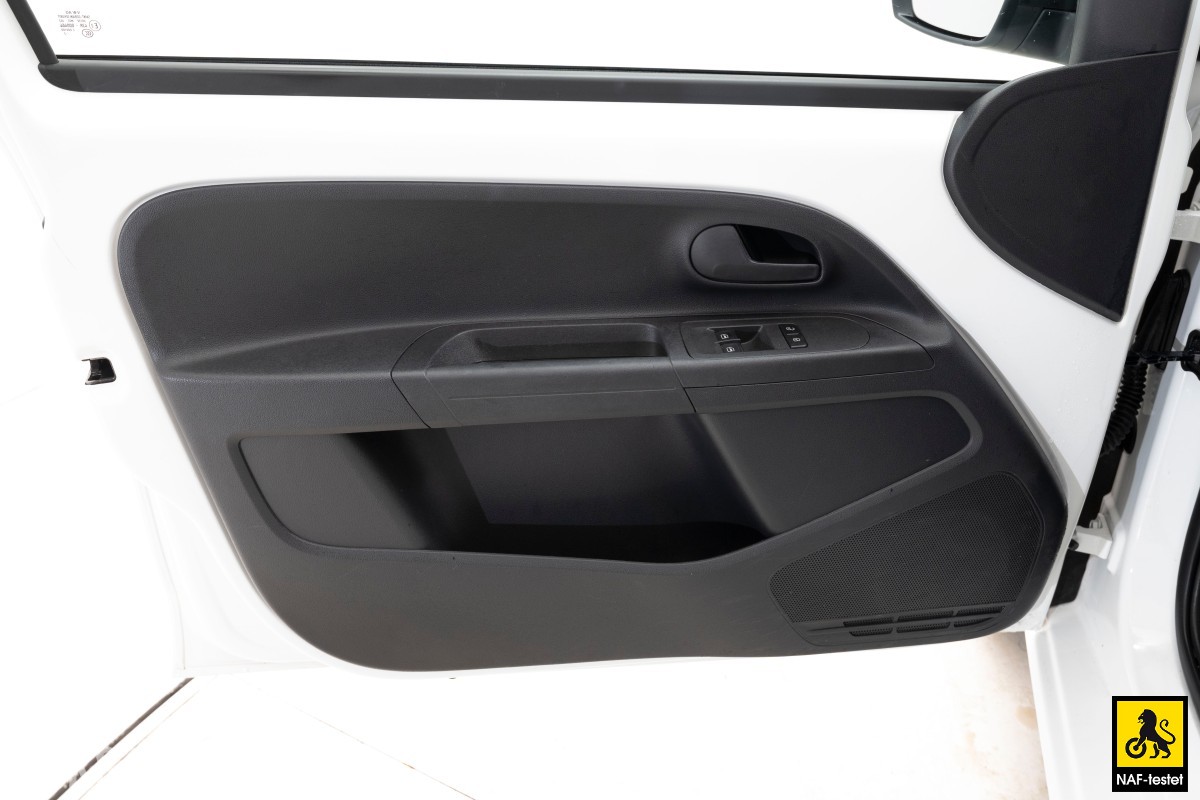 2018 Volkswagen UP! A/C REGNSENSOR HANDSFREE DAB