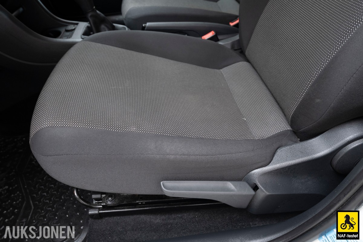 2018 Volkswagen UP! A/C REGNSENSOR HANDSFREE DAB