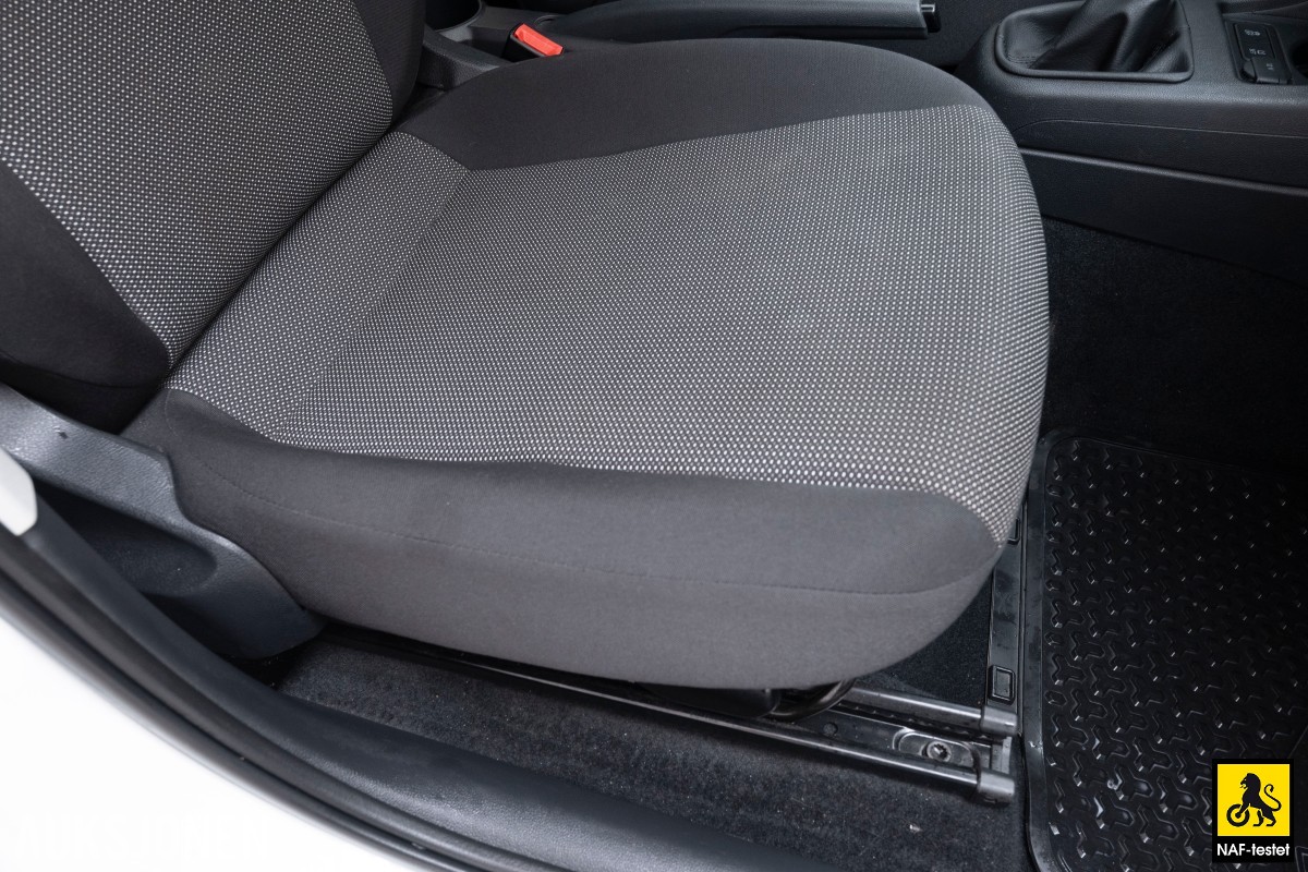 2018 Volkswagen UP! A/C REGNSENSOR HANDSFREE DAB