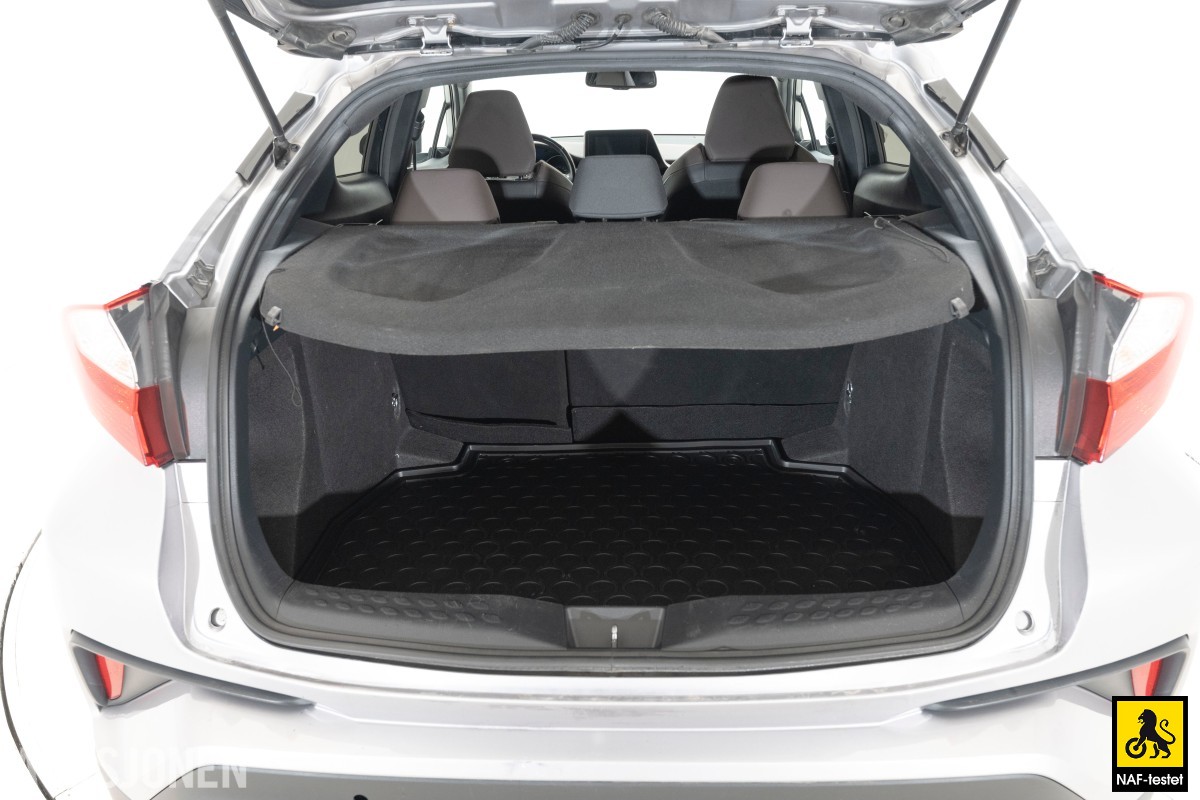 2017 Toyota C-HR SUPREME KAMERA ADAPTIV CRUISE DELSKINN EN EIER