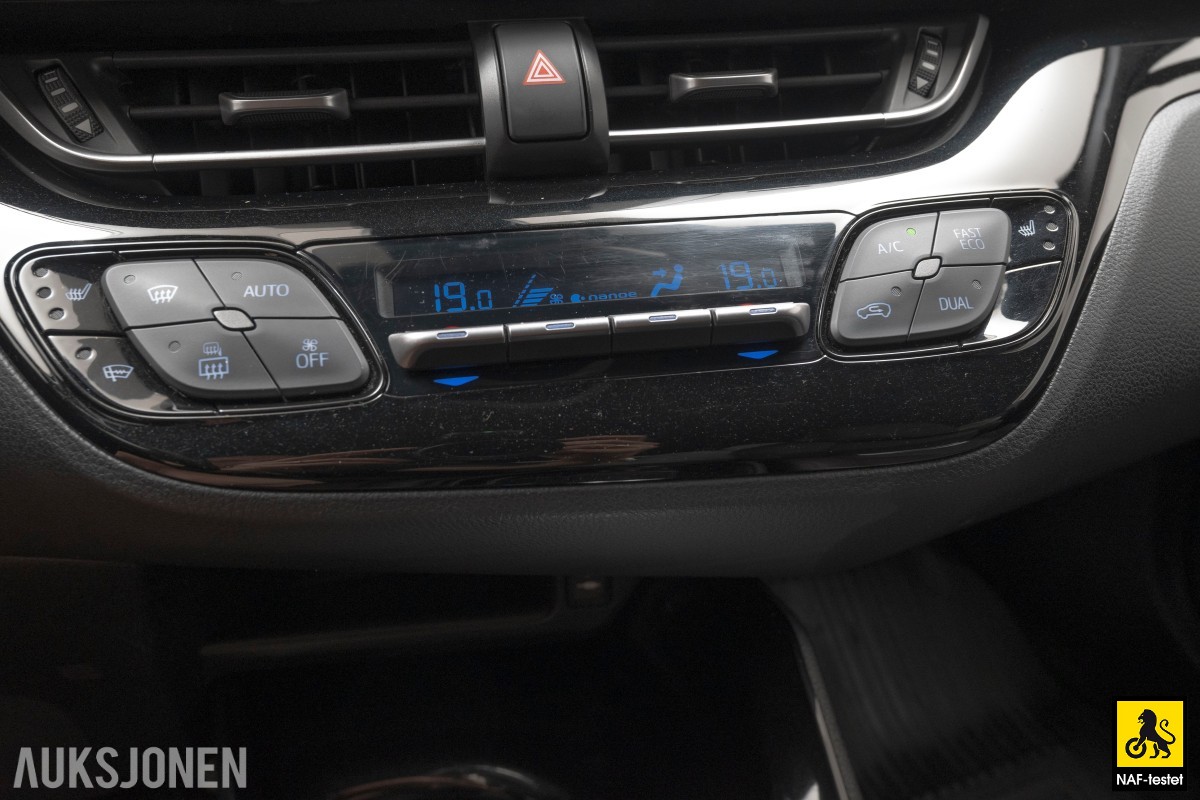 2017 Toyota C-HR SUPREME KAMERA ADAPTIV CRUISE DELSKINN EN EIER