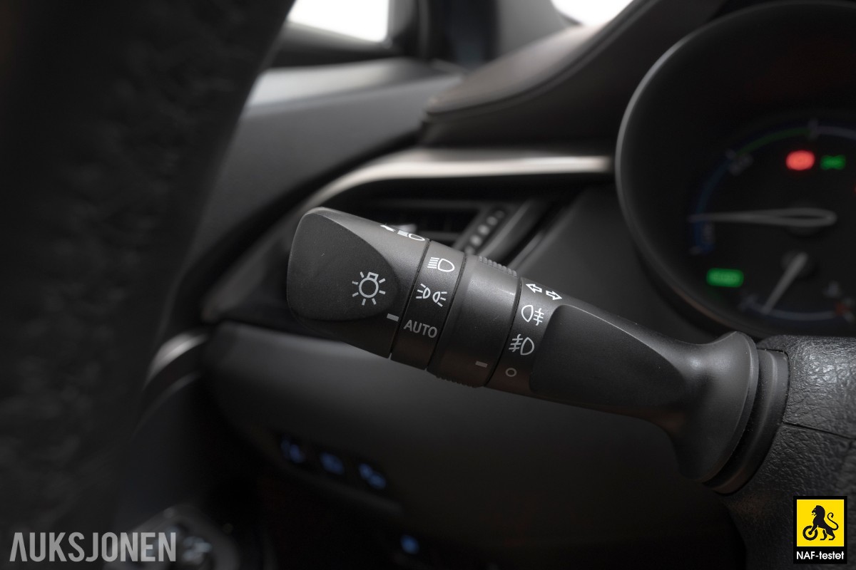 2017 Toyota C-HR SUPREME KAMERA ADAPTIV CRUISE DELSKINN EN EIER