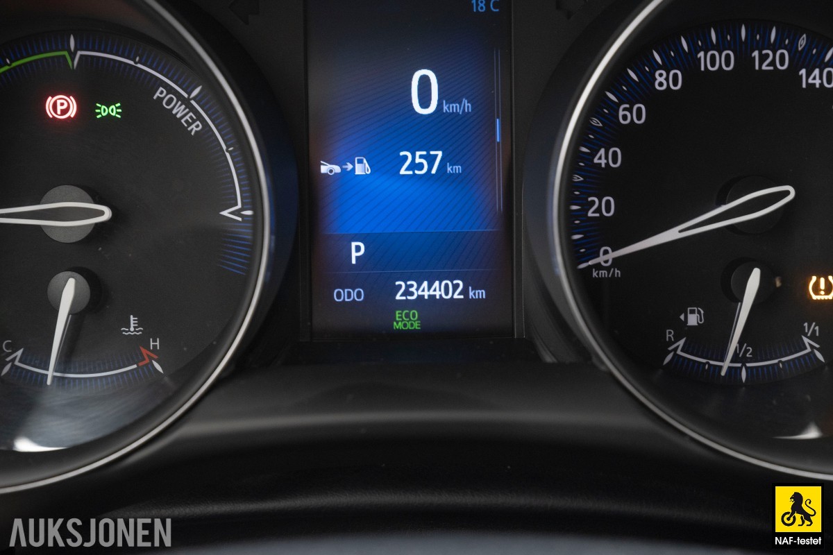 2017 Toyota C-HR SUPREME KAMERA ADAPTIV CRUISE DELSKINN EN EIER