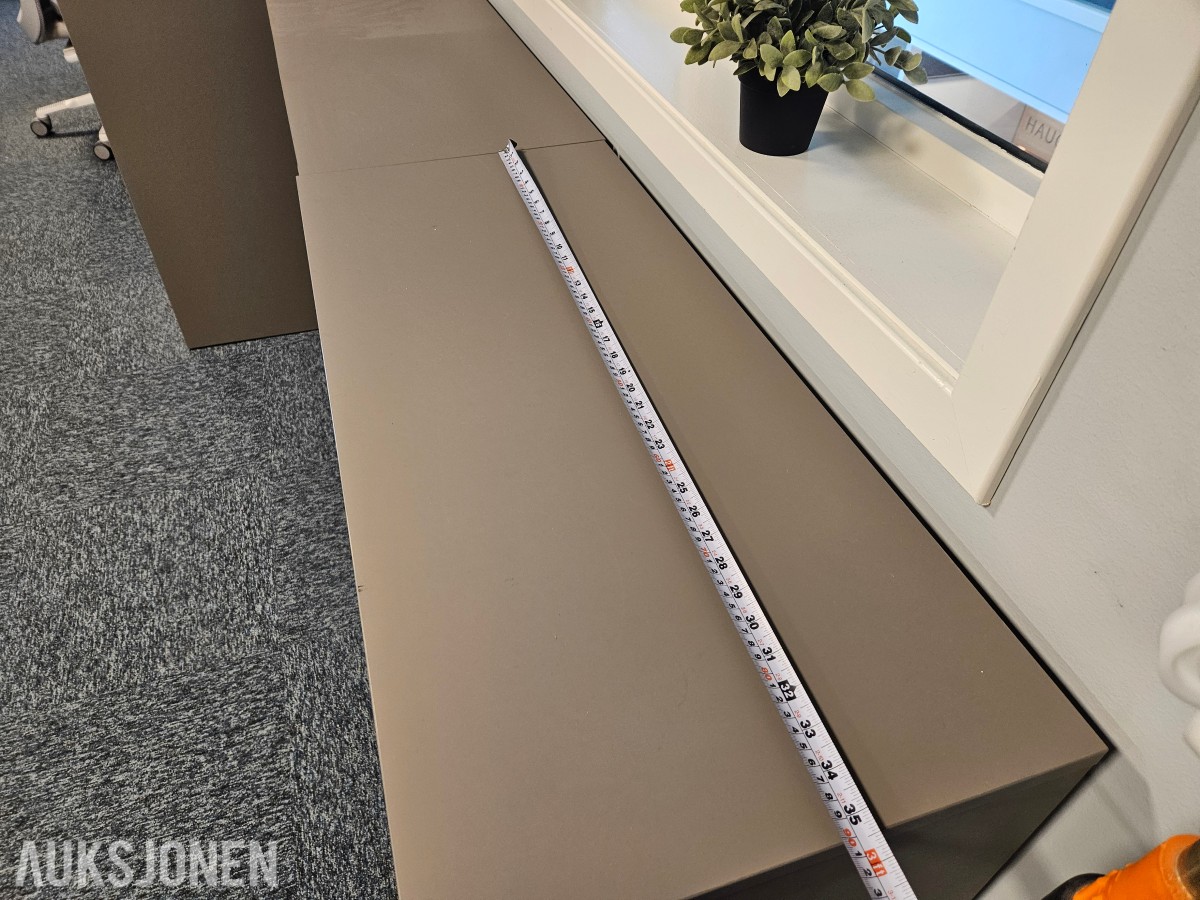 2 stk arkivskap 90 x 40 x 89 cm