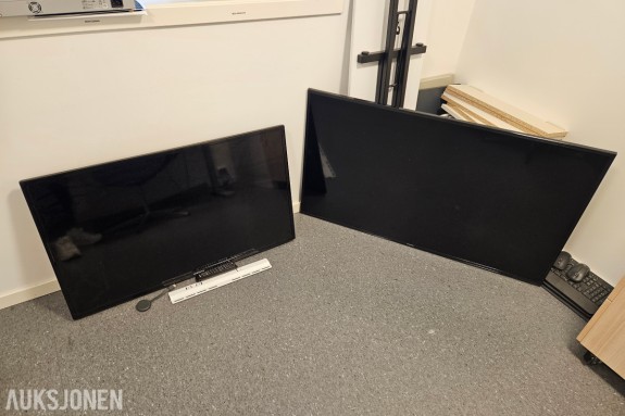Samsung UE55KU6105 55-tommers 4K Ultra HD Smart-TV -og Samsung MD40B digital signage skjerm