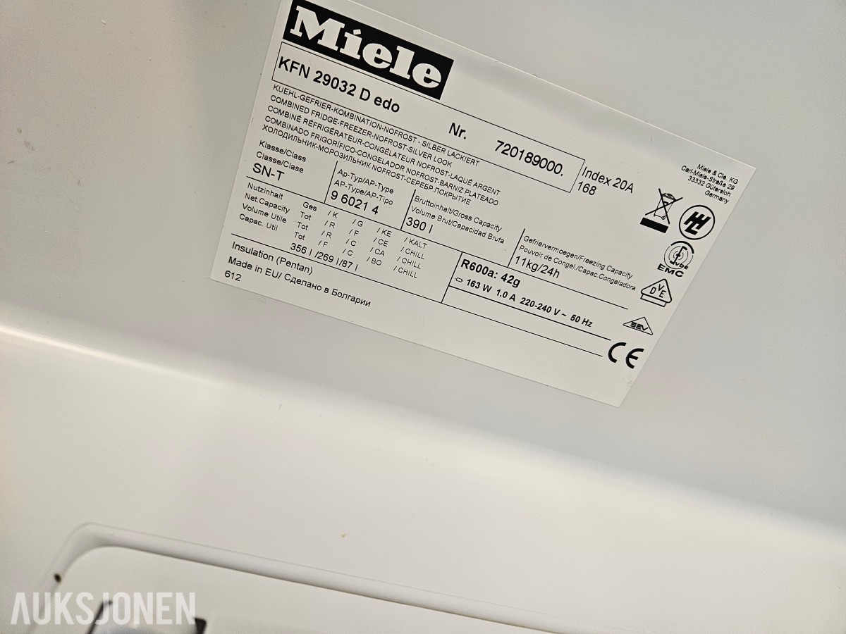 1 stk Miele KFN 29032 D edo kjøleskap m/frys