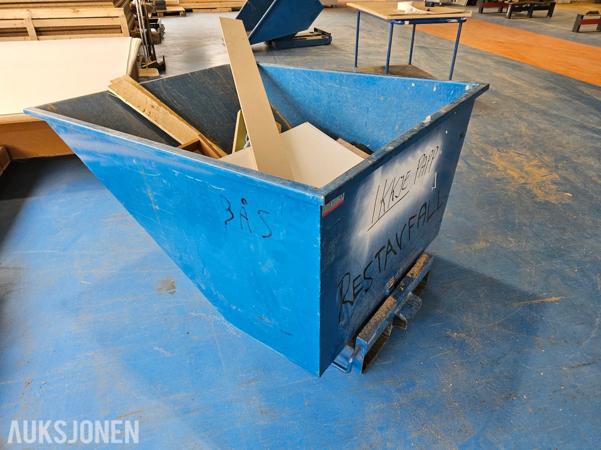 Intra 10090 tippcontainer 900L