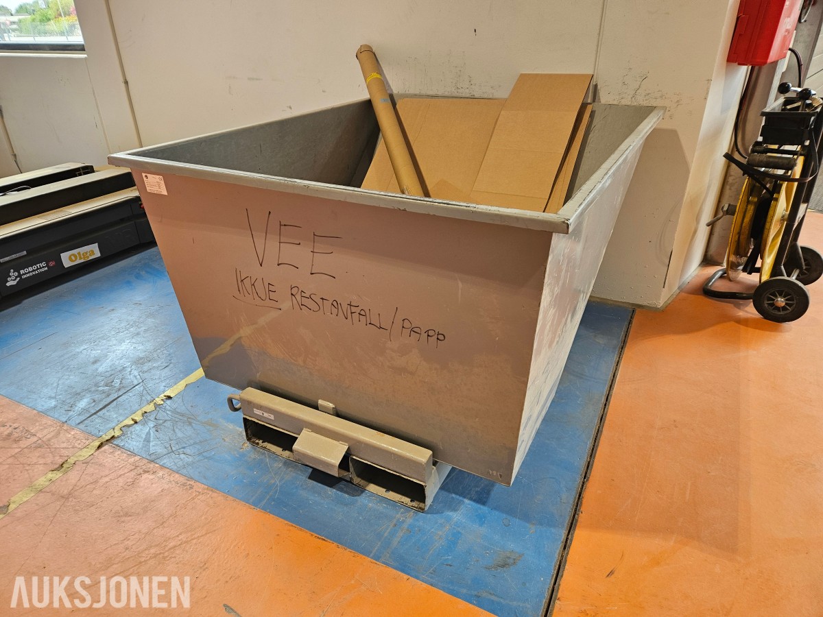 2020 AJ tippcontainer 900L