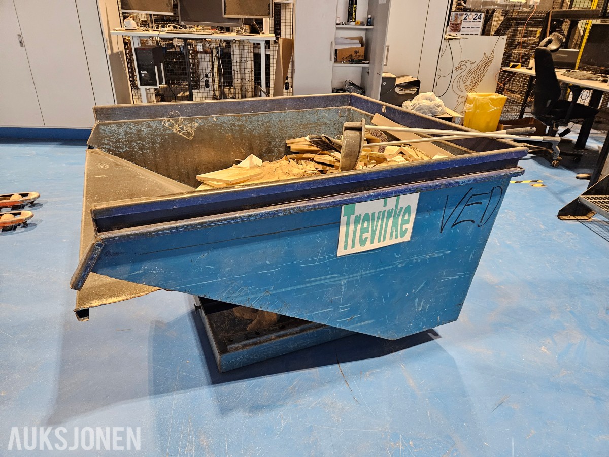 Tippcontainer med gaffellommer