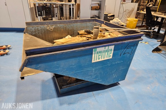 Tippcontainer med gaffellommer