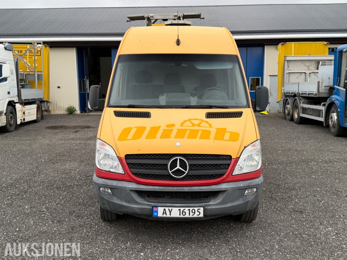 2011 Mercedes-Benz Sprinter, N2 Lastebil, manuell, 248 332 km