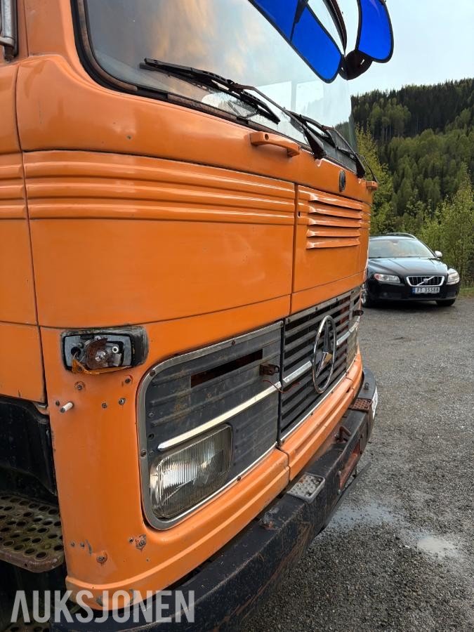 1973 Mercedes-Benz LP 1313 Dyrebilpåbygg