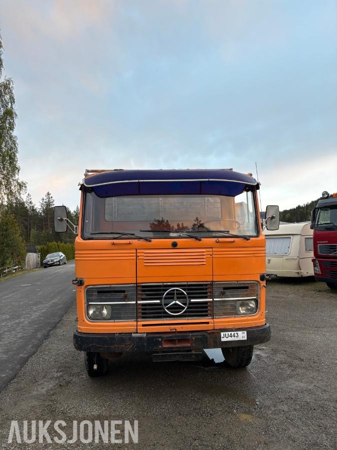 1973 Mercedes-Benz LP 1313 Dyrebilpåbygg
