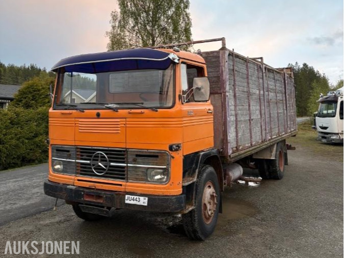 1973 Mercedes-Benz LP 1313 Dyrebilpåbygg