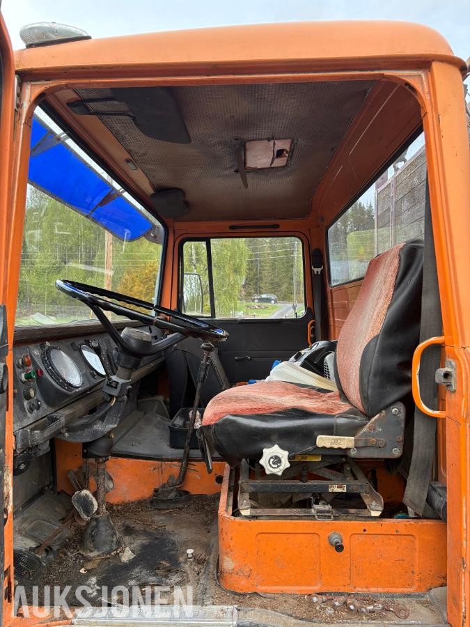 1973 Mercedes-Benz LP 1313 Dyrebilpåbygg