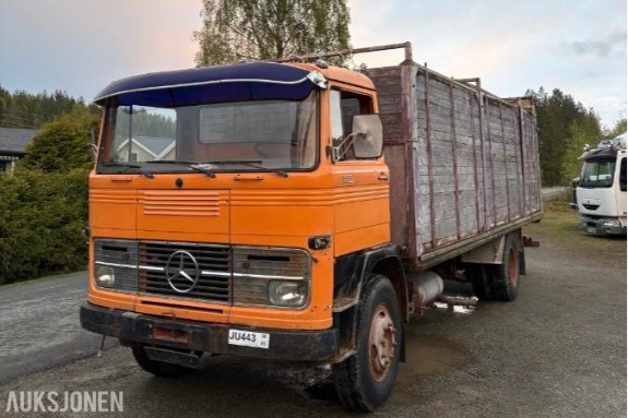 1973 Mercedes-Benz LP 1313 Dyrebilpåbygg
