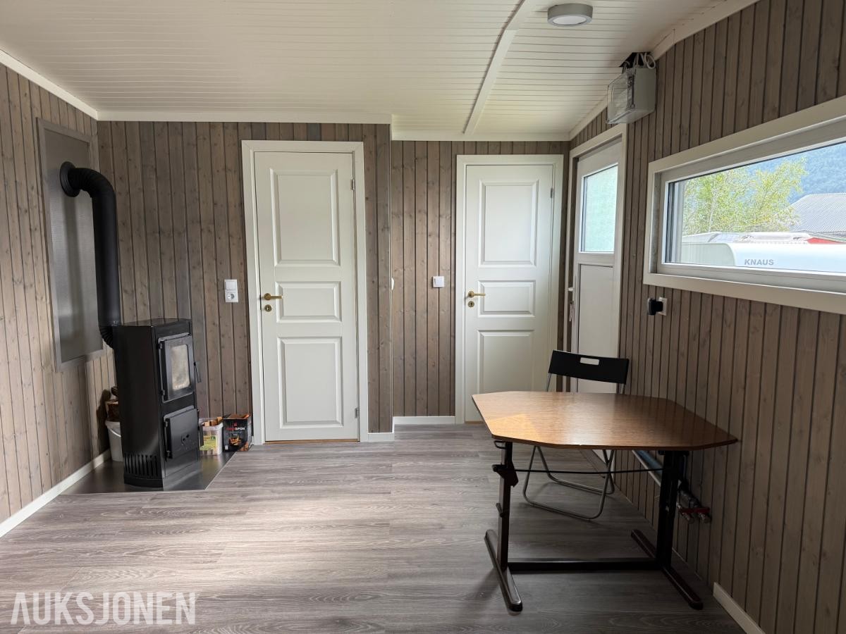 Minihus 24 m² - Isolert, renovert bad 