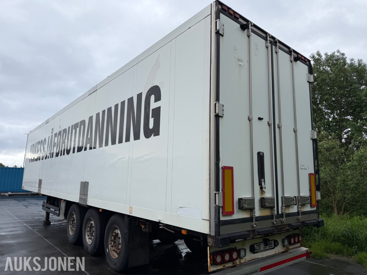 2006 Schmitz Cargobull frysetralle - brukt av kjøreskole