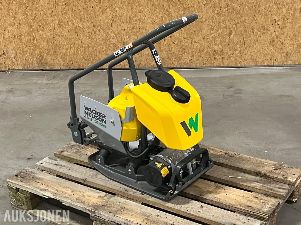 2022 Vibroplate Wacker Neuson APS1030WE, 53KG