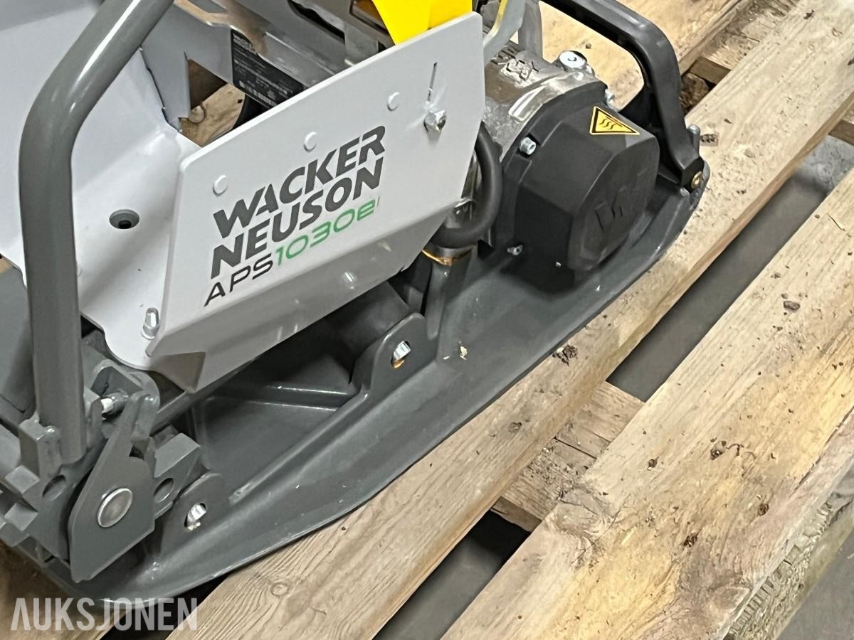 2022 Vibroplate Wacker Neuson APS1030WE, 53KG