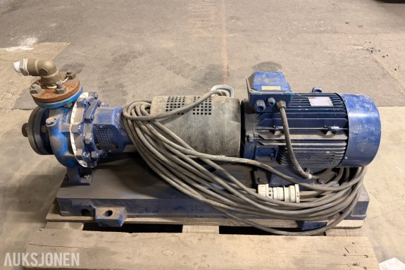Industriell vannpumpe - 3-fase 500 V / 80 A med IP44 og CE