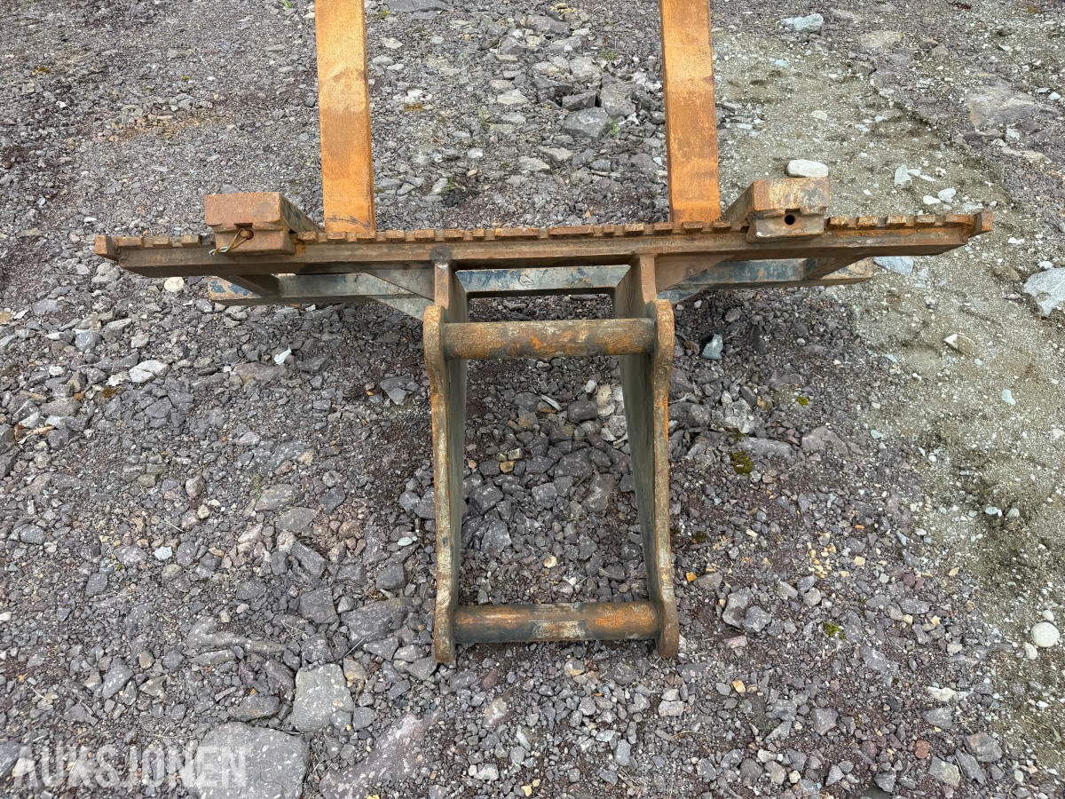 Sleveland Pallegafler S60
