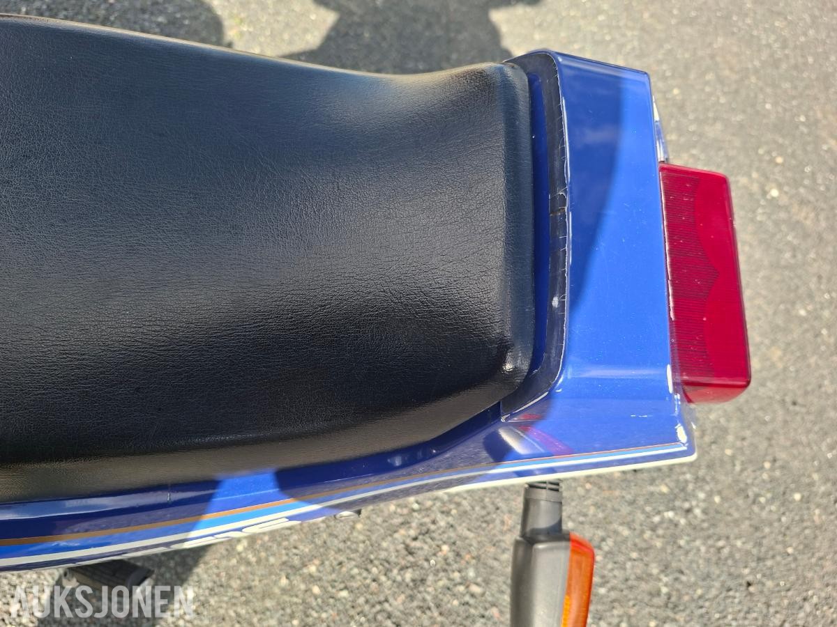 1987 Yamaha FZR 1000
