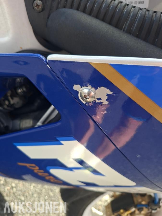 1987 Yamaha FZR 1000