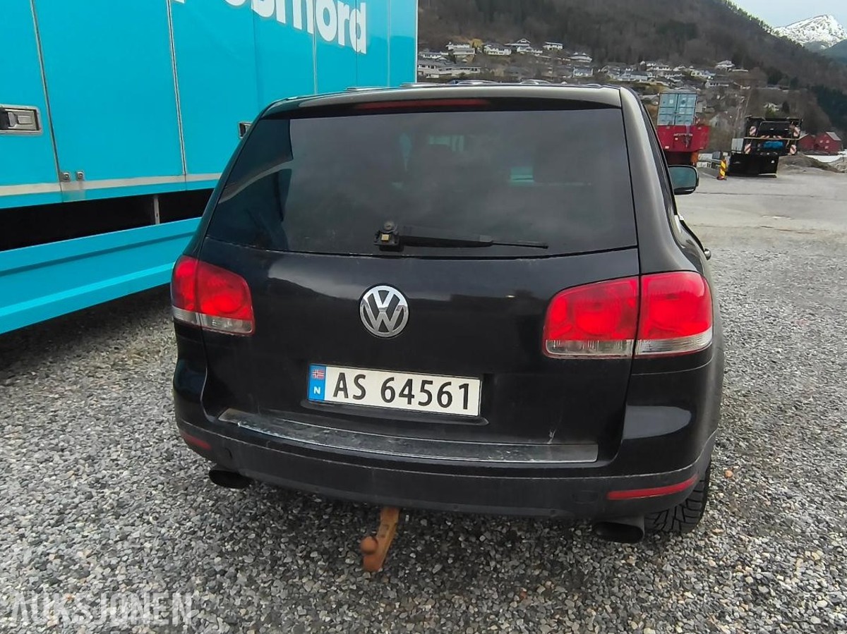 2005 Volkswagen Touareg 2.5 174hk 4MOTION Reparasjonsobjekt