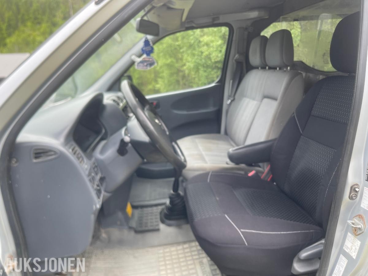 2008 Toyota HiAce 2.5 Diesel 117hk 4WD, Hengerfeste S+V DEKK