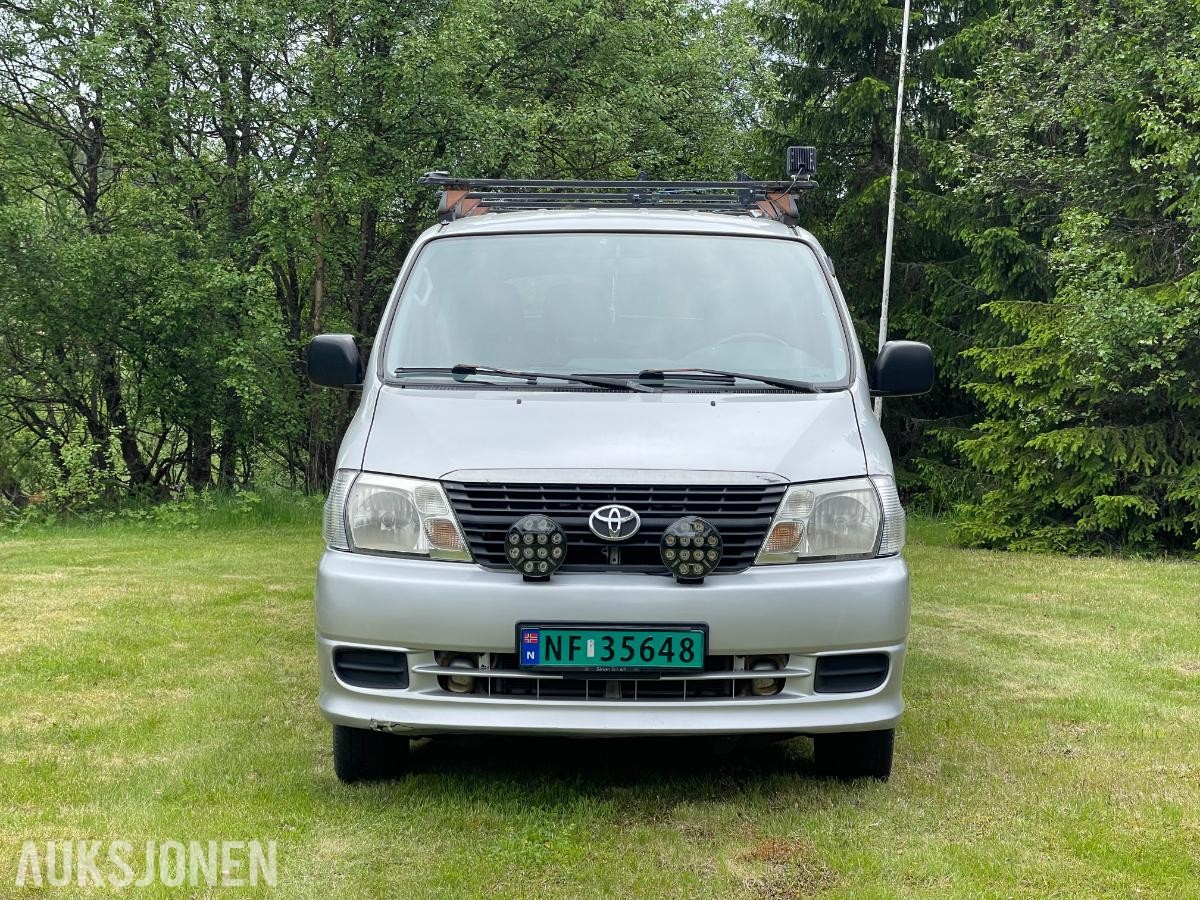 2008 Toyota HiAce 2.5 Diesel 117hk 4WD, Hengerfeste S+V DEKK