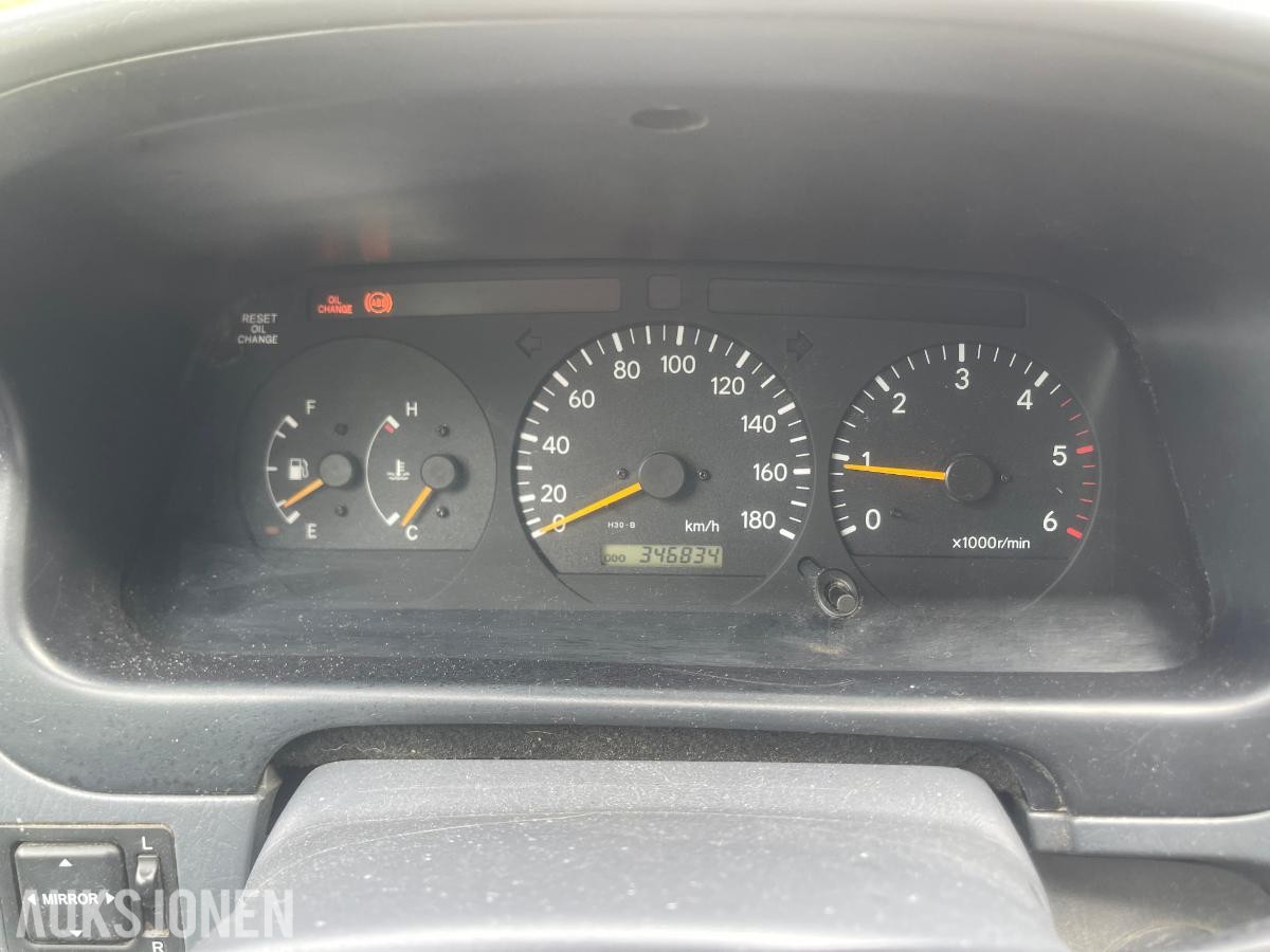 2008 Toyota HiAce 2.5 Diesel 117hk 4WD, Hengerfeste S+V DEKK