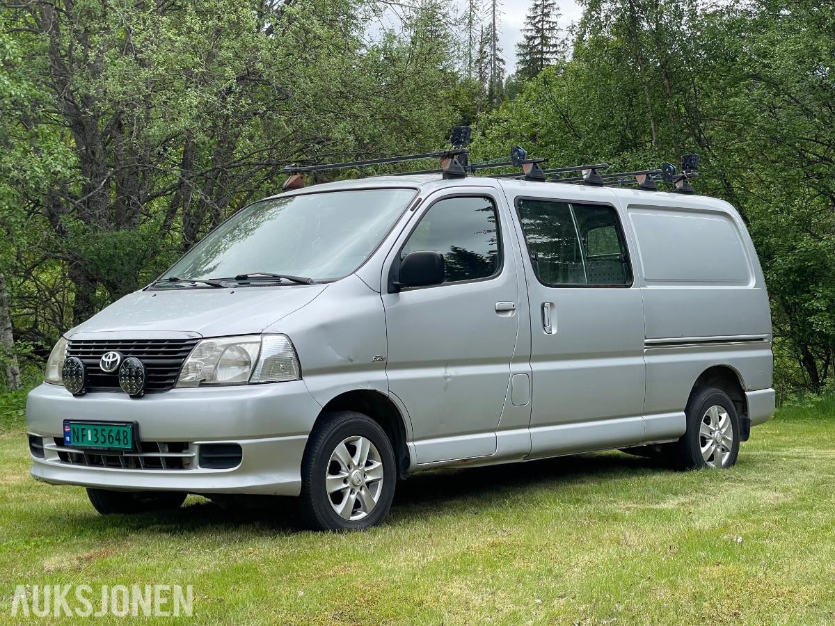 2008 Toyota HiAce 2.5 Diesel 117hk 4WD, Hengerfeste S+V DEKK