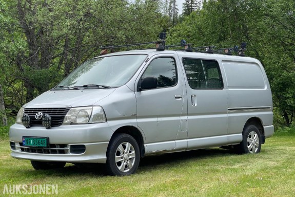 2008 Toyota HiAce 2.5 Diesel 117hk 4WD, Hengerfeste S+V DEKK
