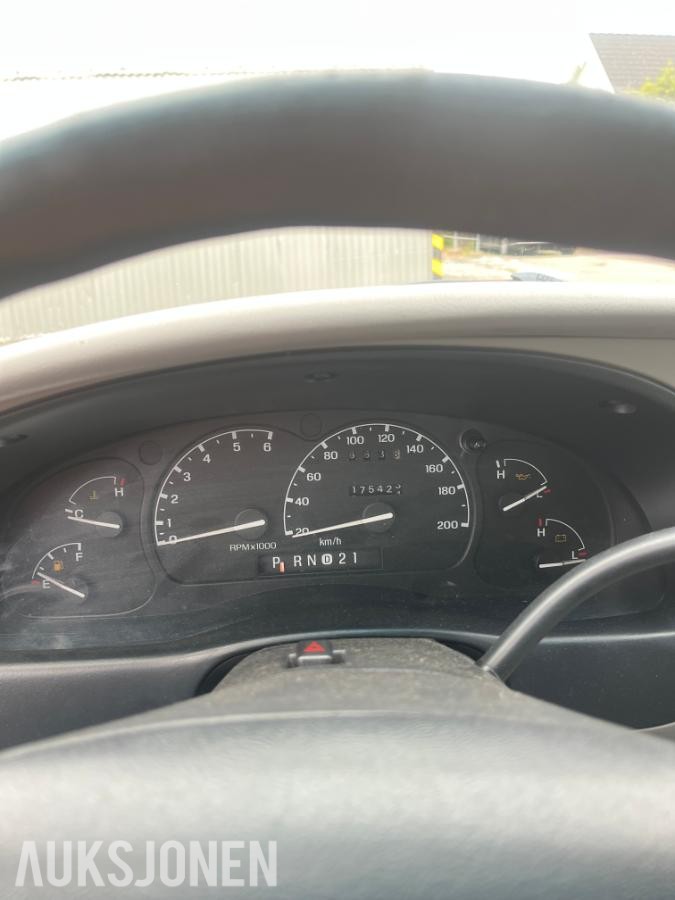 1996 Ford Explorer 4.0-156 AWD, 175424km
