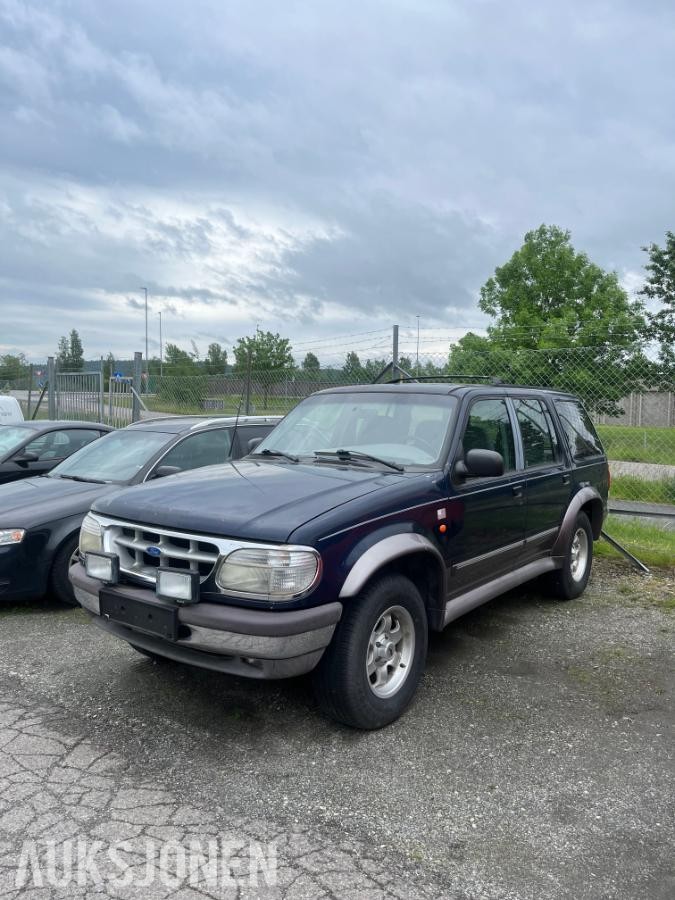 1996 Ford Explorer 4.0-156 AWD, 175424km