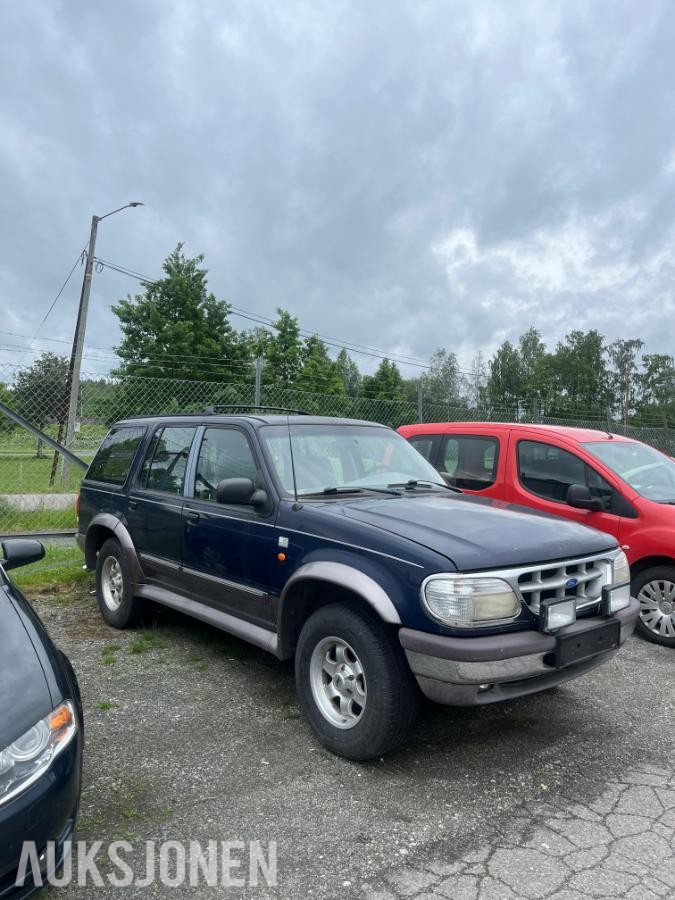 1996 Ford Explorer 4.0-156 AWD, 175424km