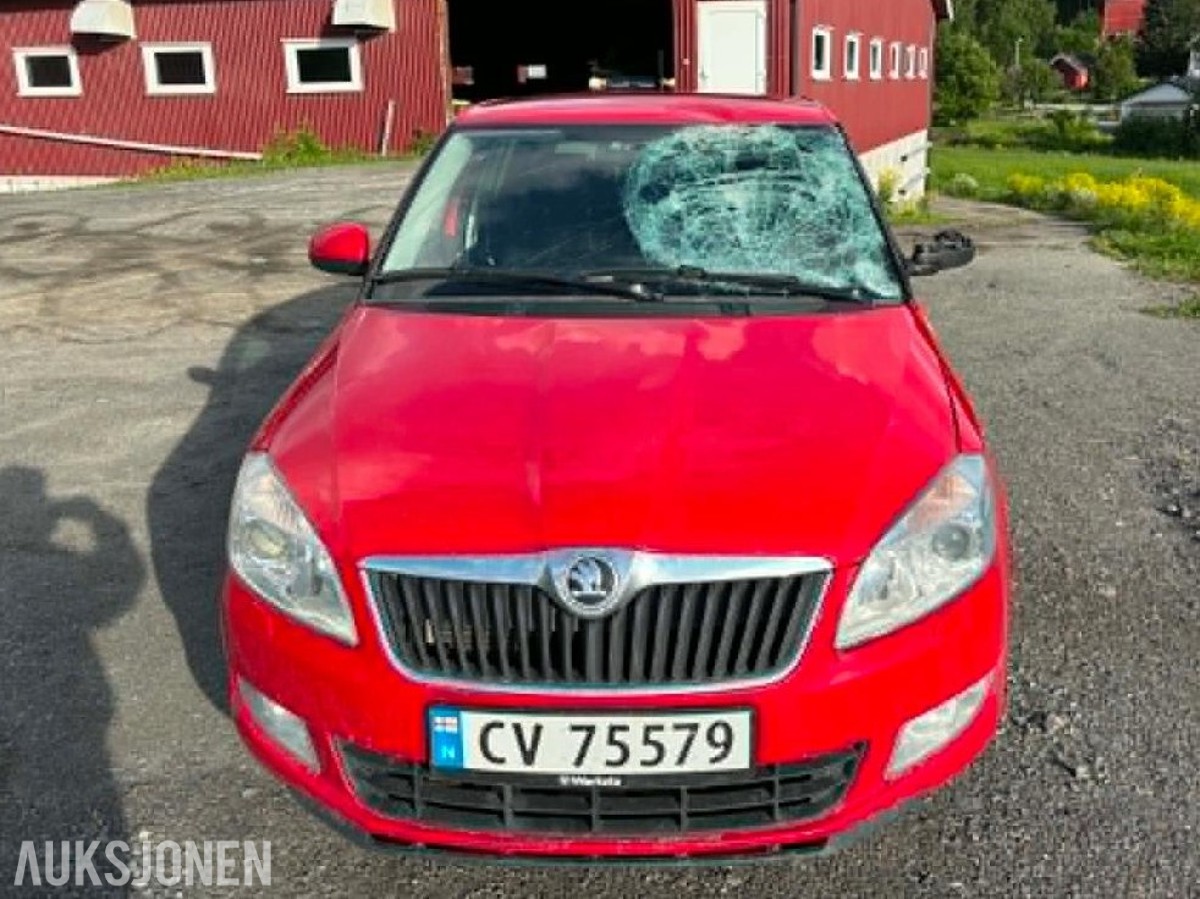 2015 Skoda Fabia 1.2 86hk Reparasjonsobjekt