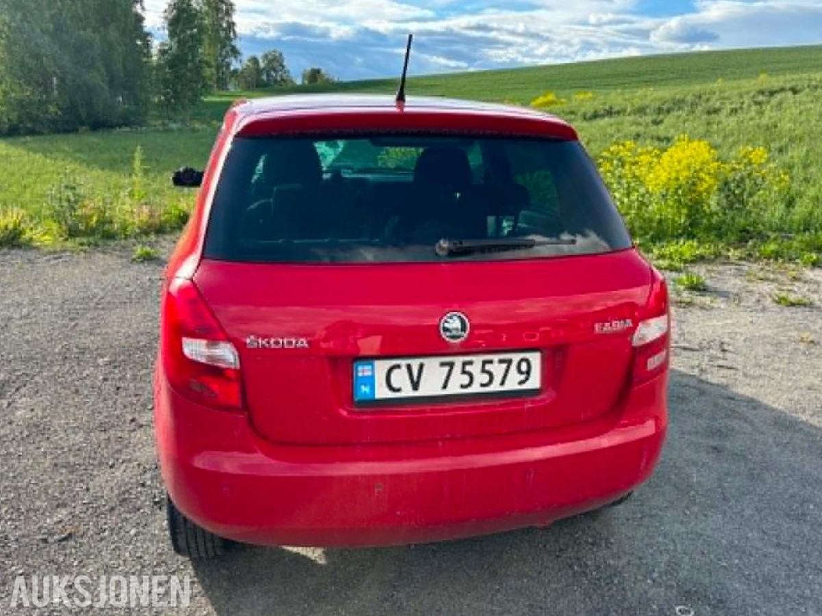 2015 Skoda Fabia 1.2 86hk Reparasjonsobjekt